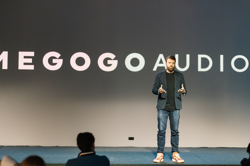 «Більше ніж просто тренер» — MEGOGO презентував аудіосеріал зі спогадами колег, підопічних і друзів про Валерія Лобановського «Більше ніж просто тренер» — MEGOGO презентував аудіосеріал зі спогадами колег, підопічних і друзів про Валерія Лобановського