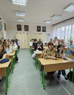 Безкоштовний онлайн, НУШ у 8 класі та доплати педагогам: 10 головних змін для шкіл з 1 вересня